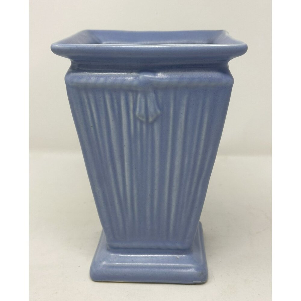 Vtg 1940s/1950s CAMARK POTTERY DELPHINEUM BLUE 7.25" VASE #639 Draping w/Sticker - Picture 3 of 9